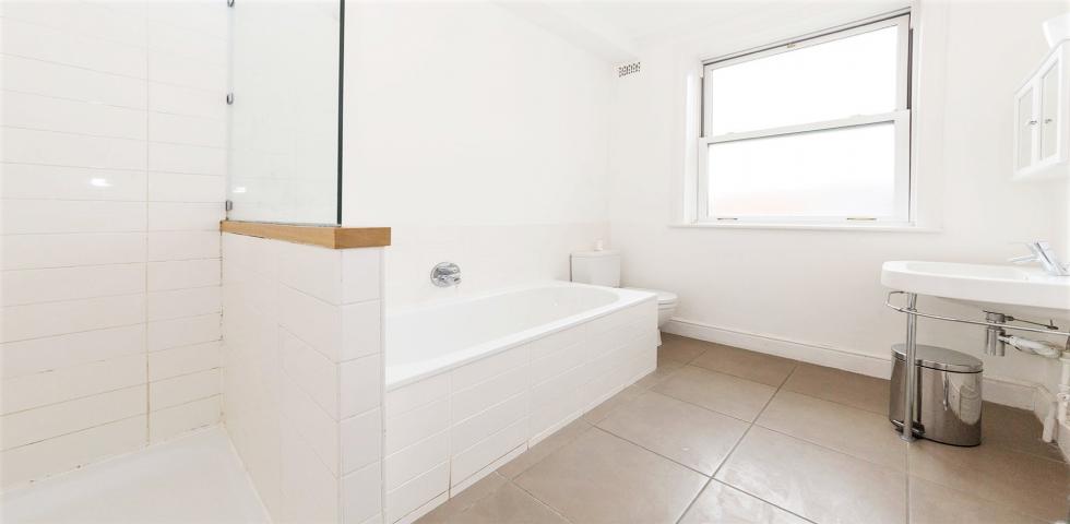 Modern Apartment Shirland Road, Maida Vale